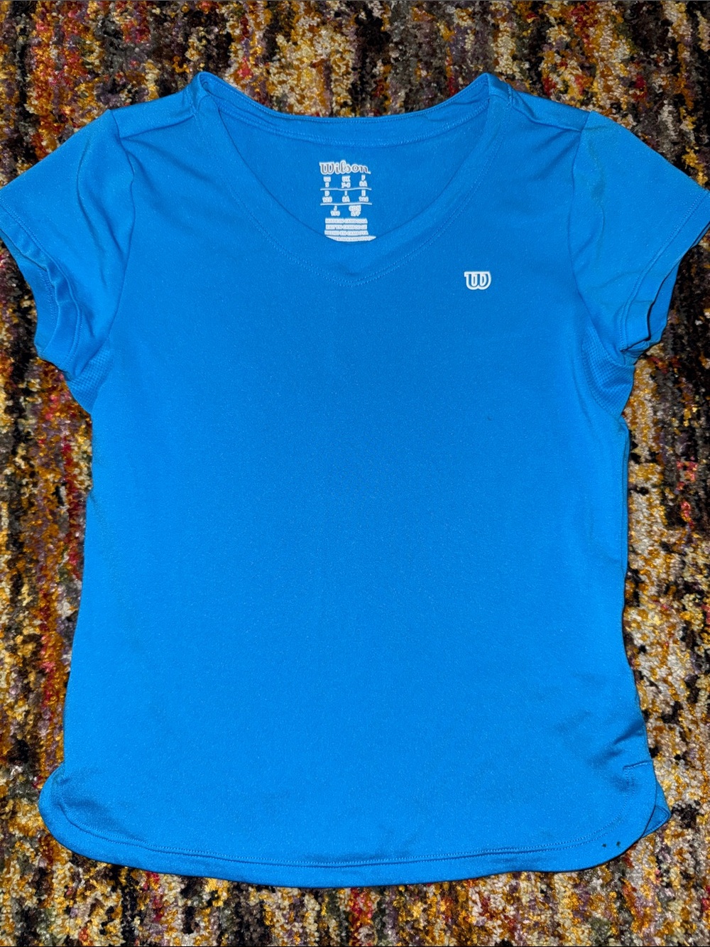 Wilson V-Neck Short Sleeve Athletic Tee S